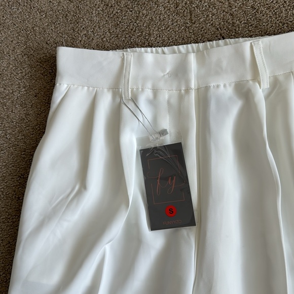 NWT FUNYYZO Wide Leg Pants High Elastic Waist in The Back Trouser Pants - Size S - Picture 3 of 7